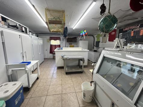 208 New Road Arundel ME 04046