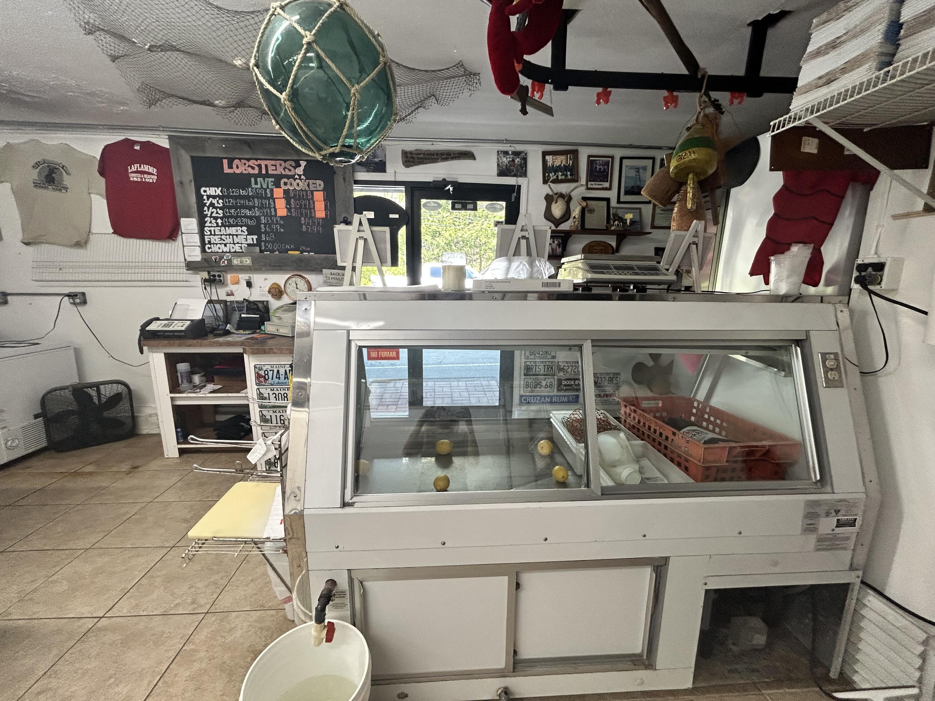 208 New Road Arundel ME 04046