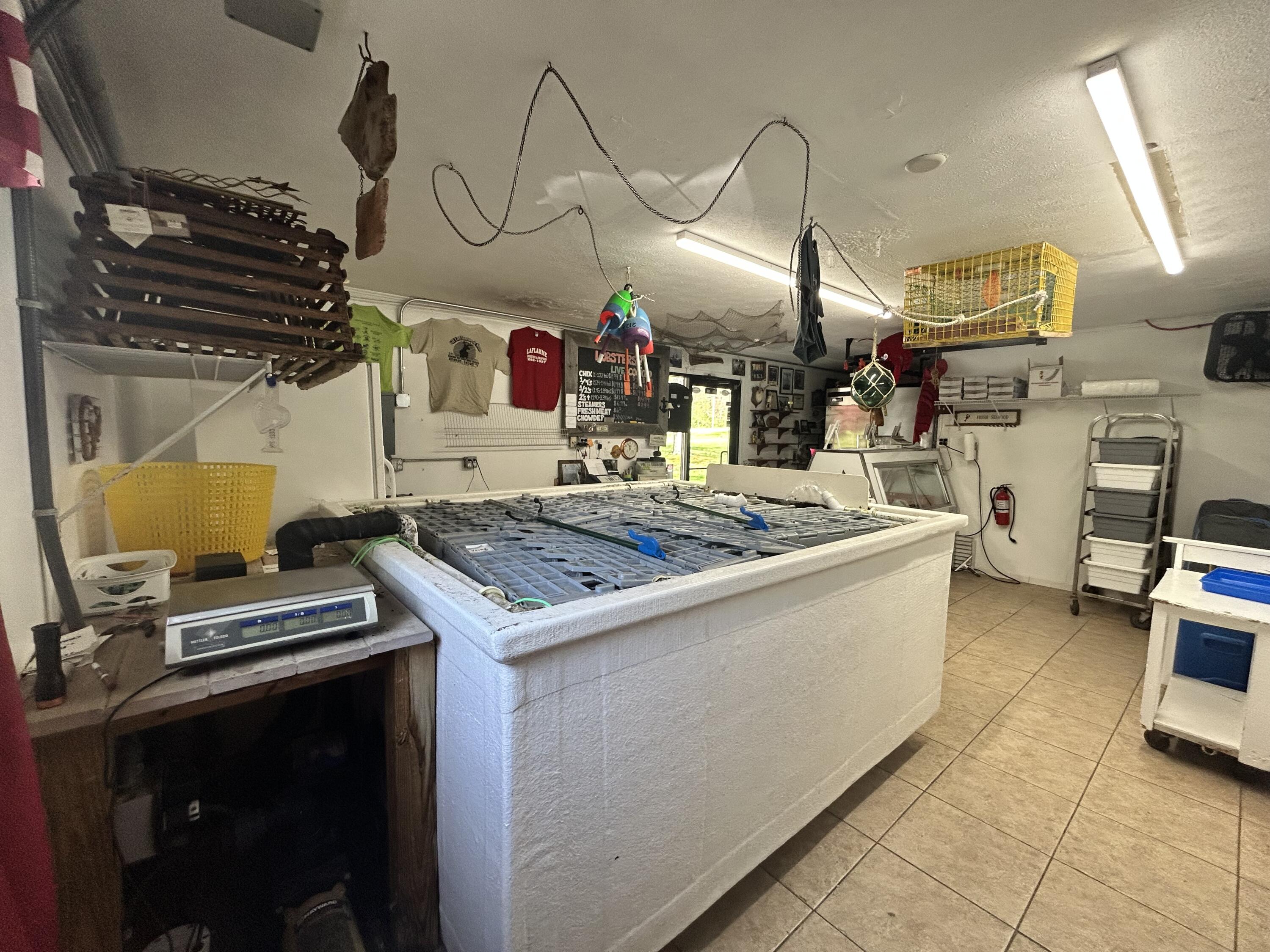 208 New Road Arundel ME 04046