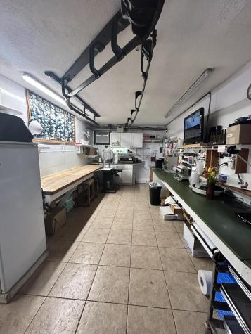 208 New Road Arundel ME 04046