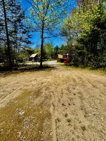 208 New Road Arundel ME 04046