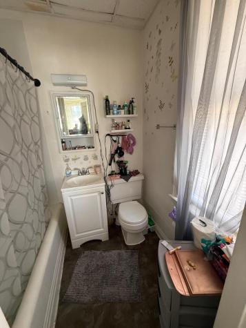 25 Hartford Street Rumford ME 04276