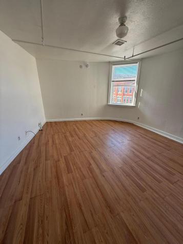 25 Hartford Street Rumford ME 04276