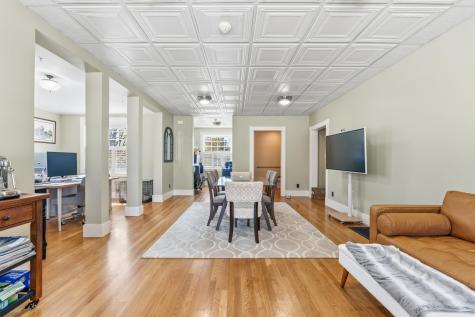 439 York Street York ME 03911
