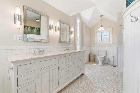 439 York Street York ME 03911