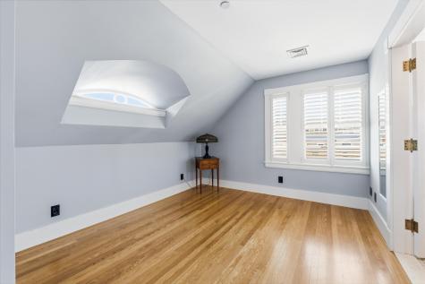 439 York Street York ME 03911
