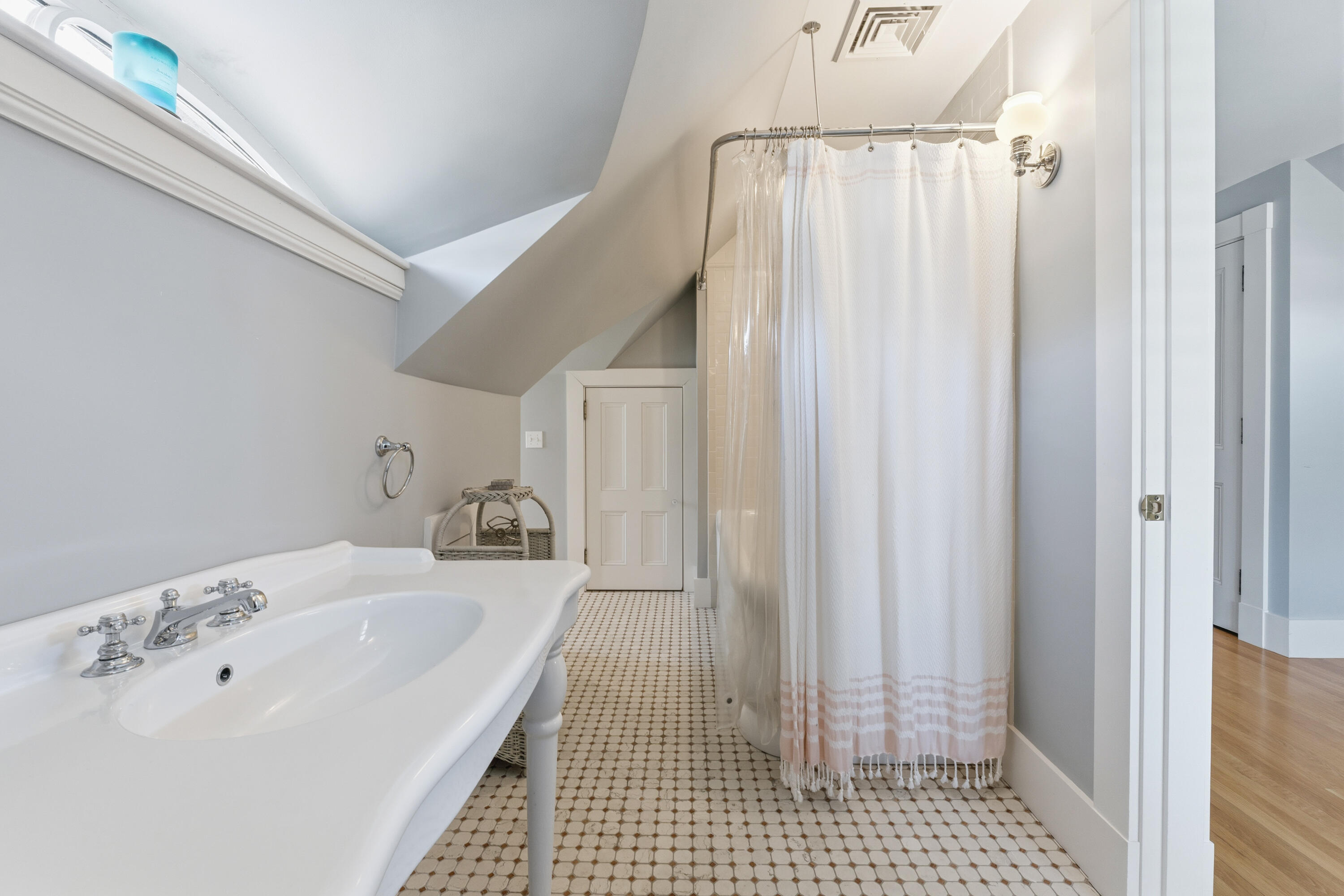 439 York Street York ME 03911