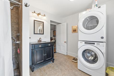439 York Street York ME 03911