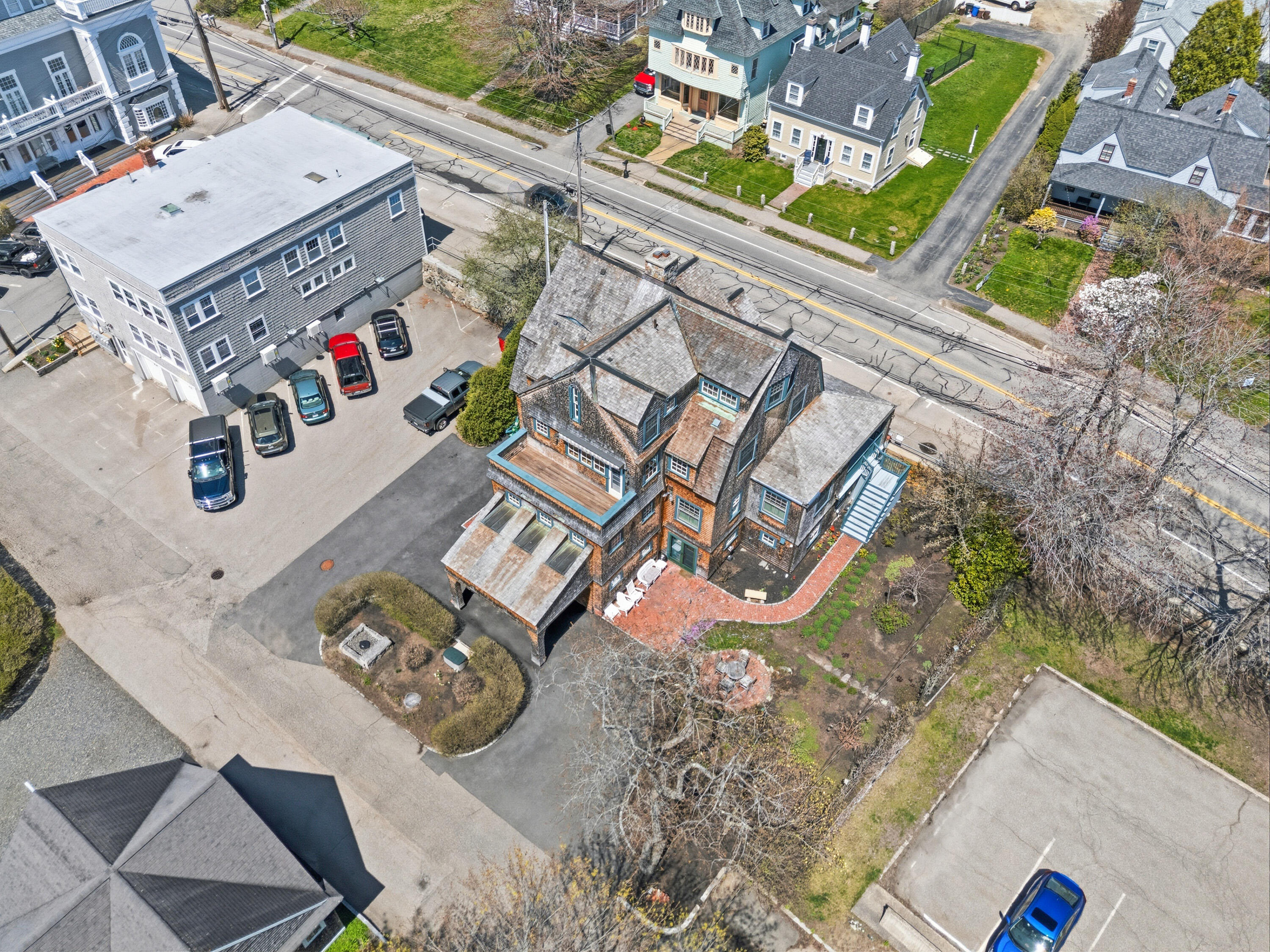 439 York Street York ME 03911