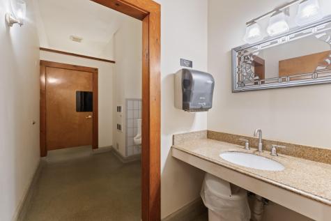 52 Post Road Wells ME 04090