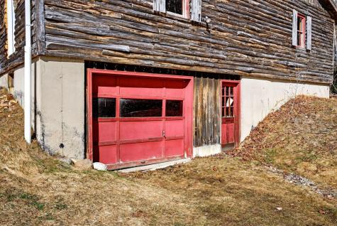 127 Gardiner Road Wiscasset ME 04578