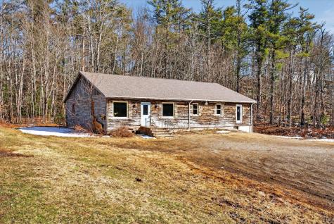127 Gardiner Road Wiscasset ME 04578