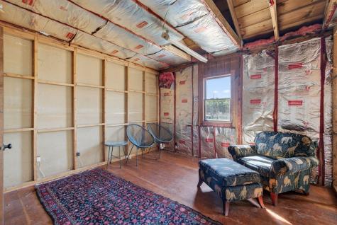 127 Gardiner Road Wiscasset ME 04578