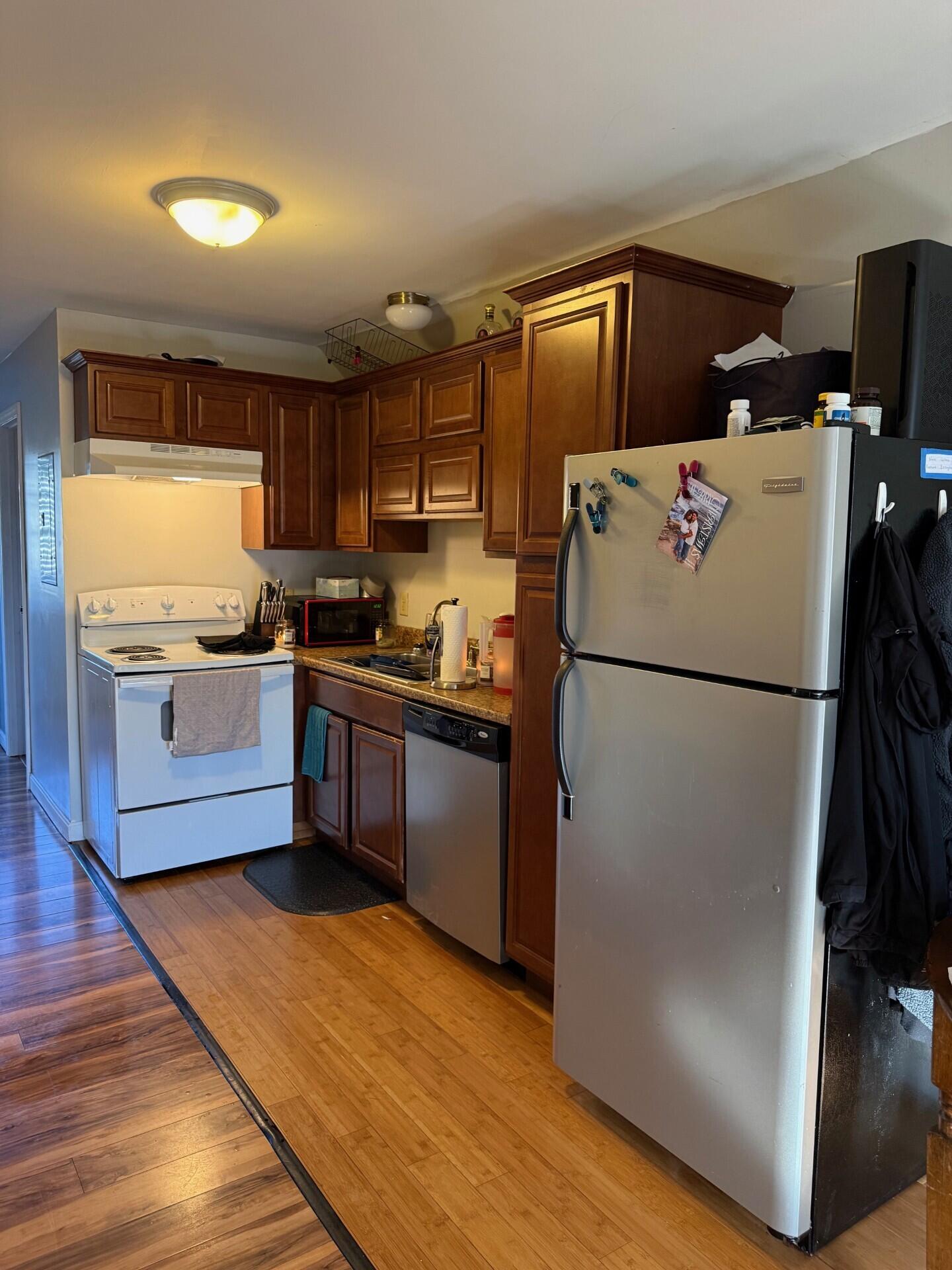 145 Main Street Thomaston ME 04861