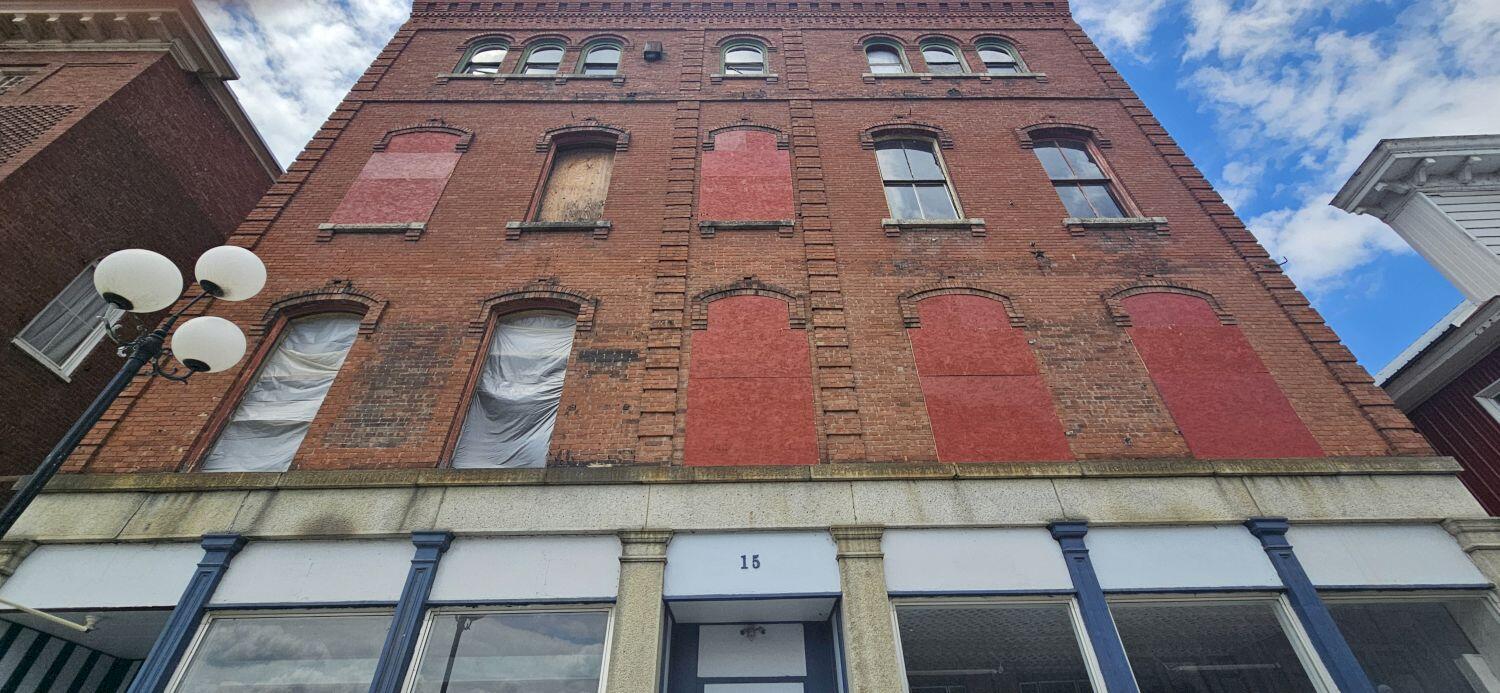 15 Main Street Dexter ME 04930