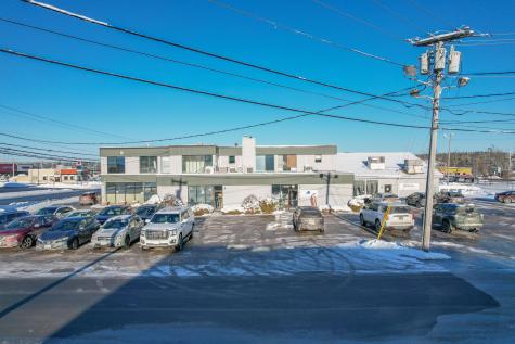 270 High Street Ellsworth ME 04605