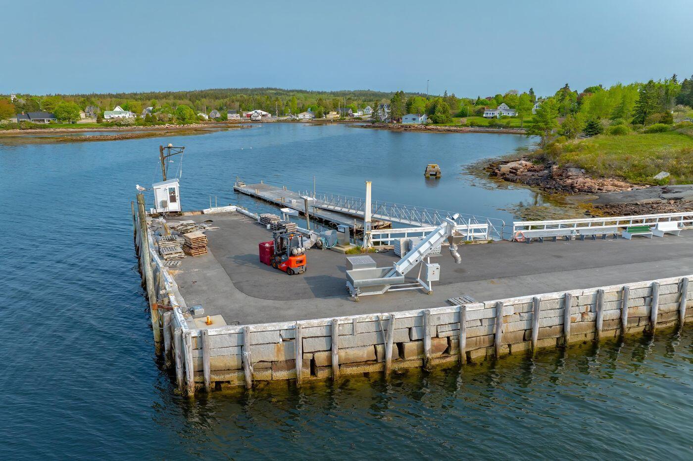 88 Sargent Street Winter Harbor ME 04693