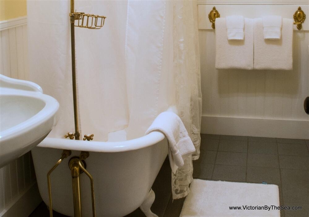 33 Sea View Drive Lincolnville ME 04849