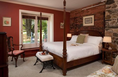 63 High Street Camden ME 04843