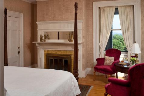 63 High Street Camden ME 04843