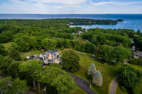 63 High Street Camden ME 04843