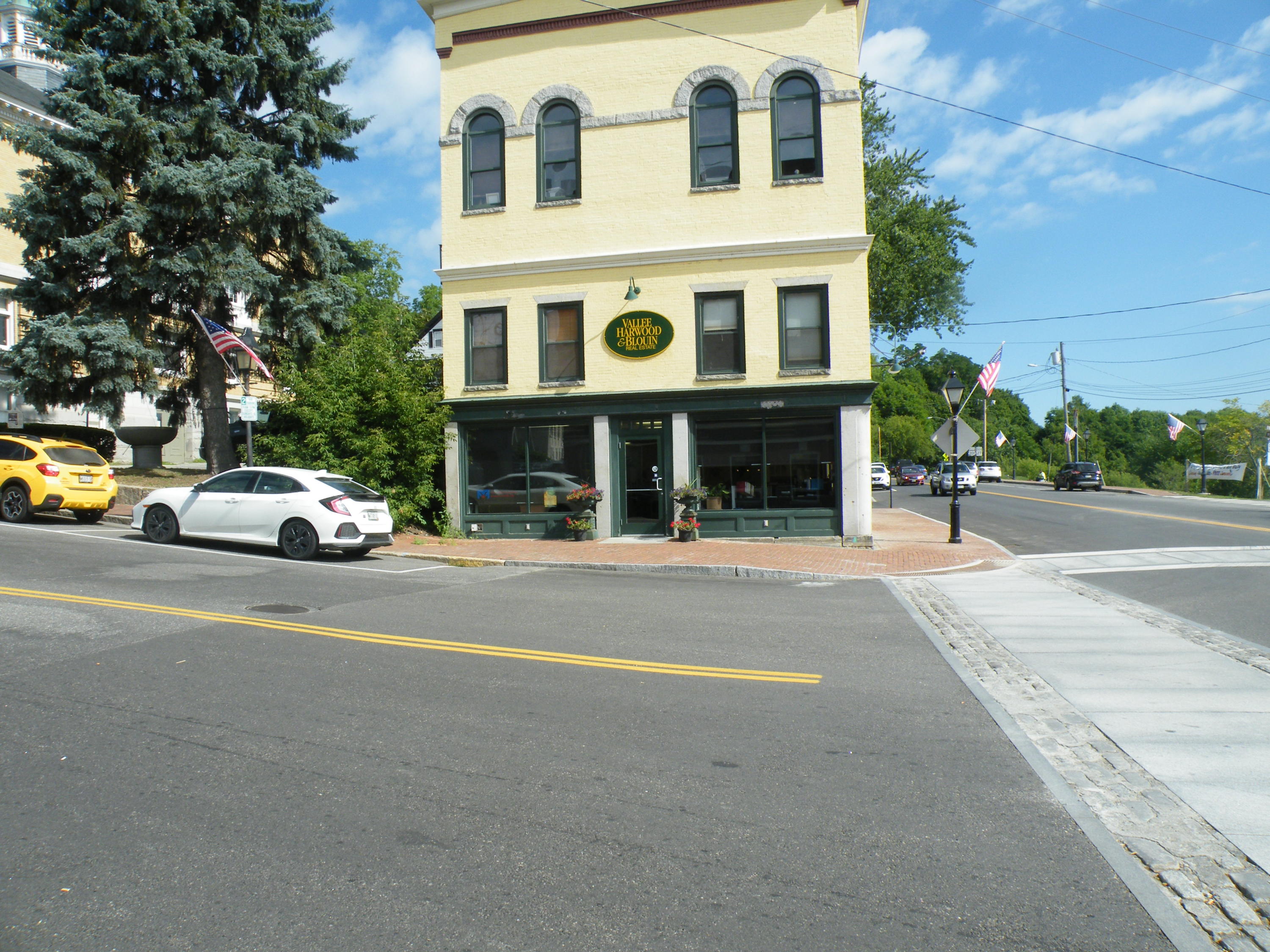 89 Water Street Hallowell Maine Real Estate Listing MLS 1429385