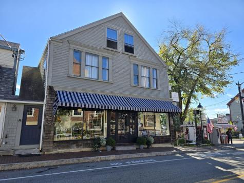 49 Water Street Wiscasset ME 04578