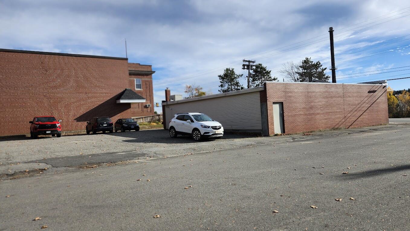 59 Main Street East Millinocket ME 04430