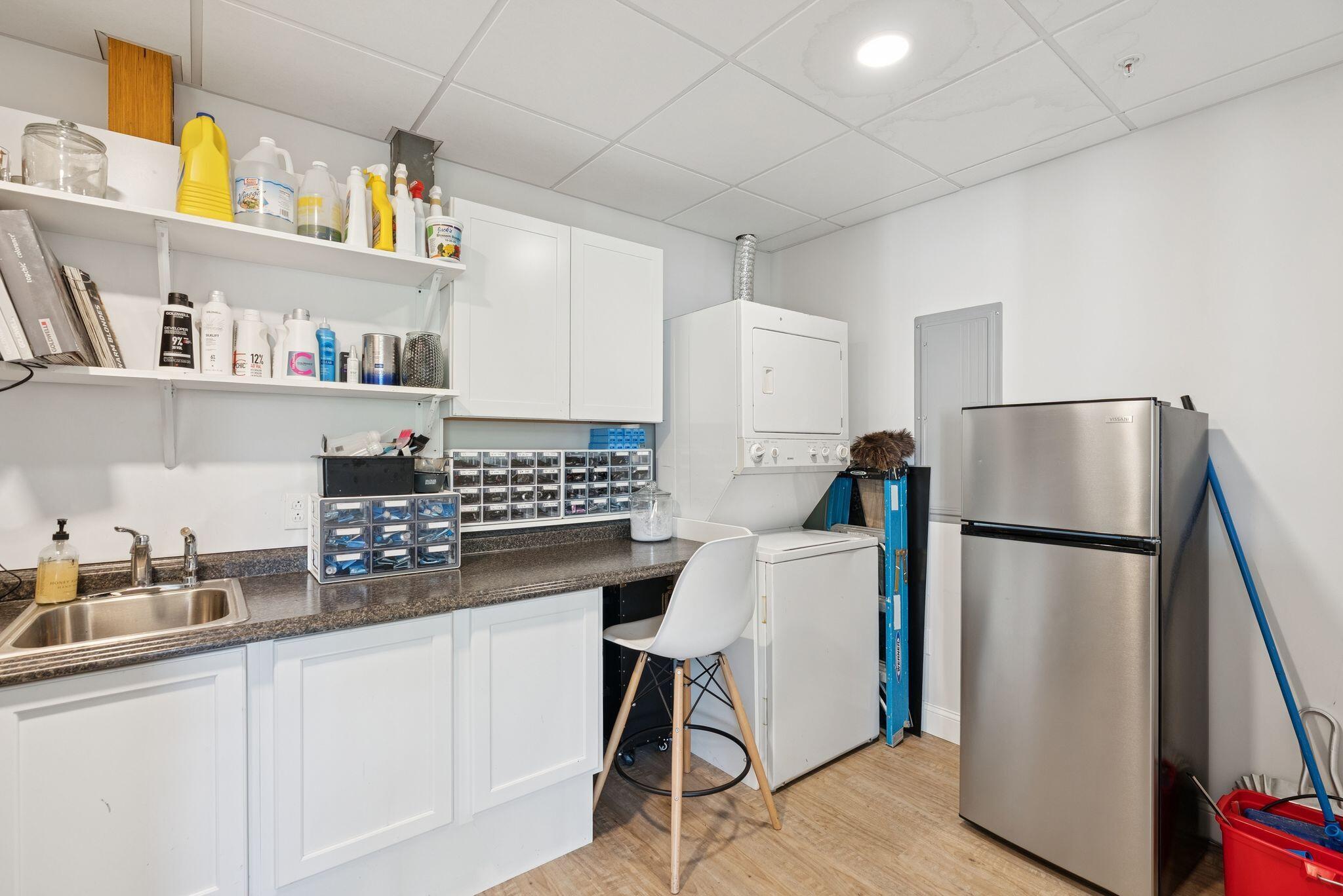 42 State Road Kittery ME 03904