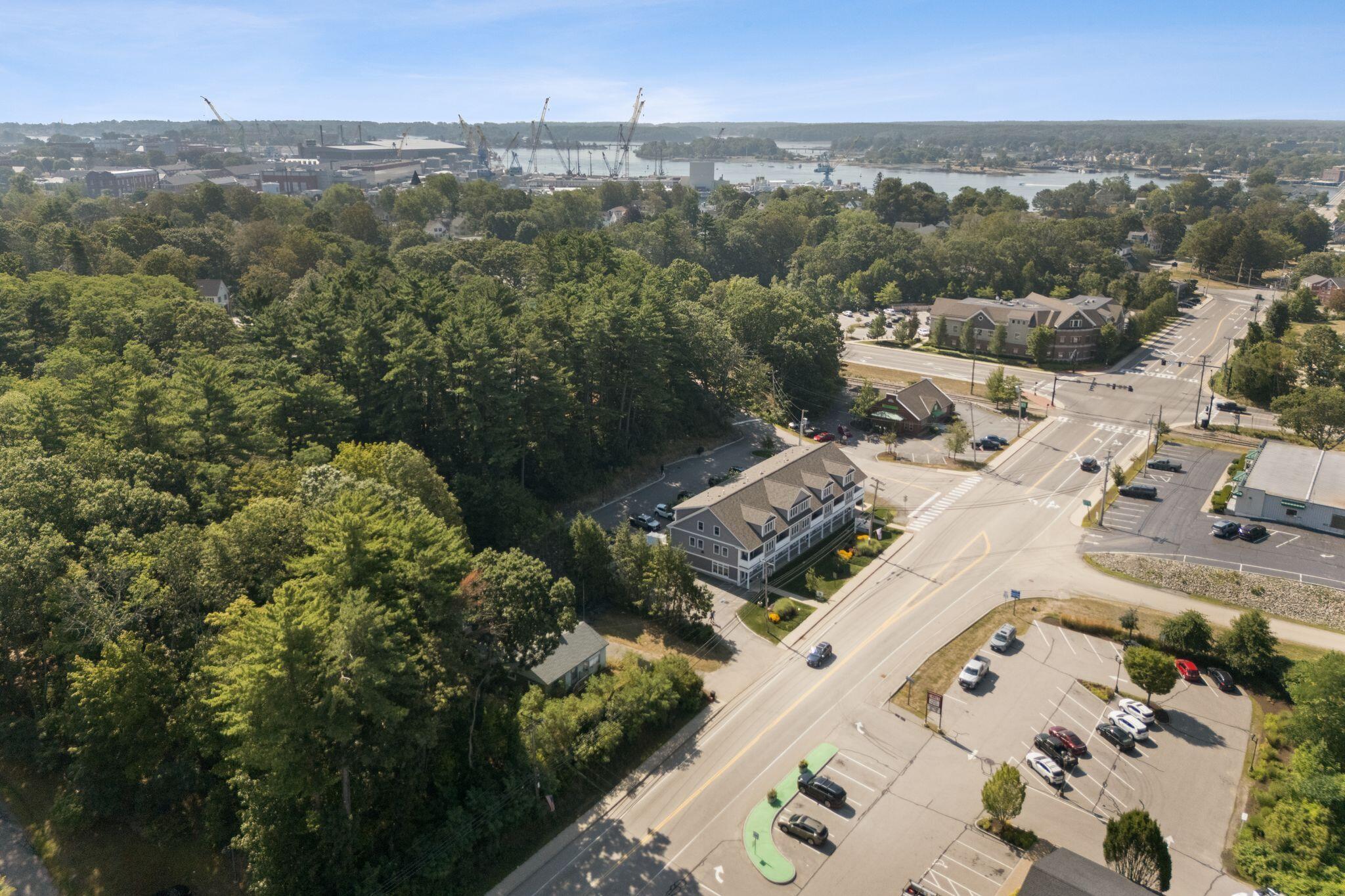 42 State Road Kittery ME 03904