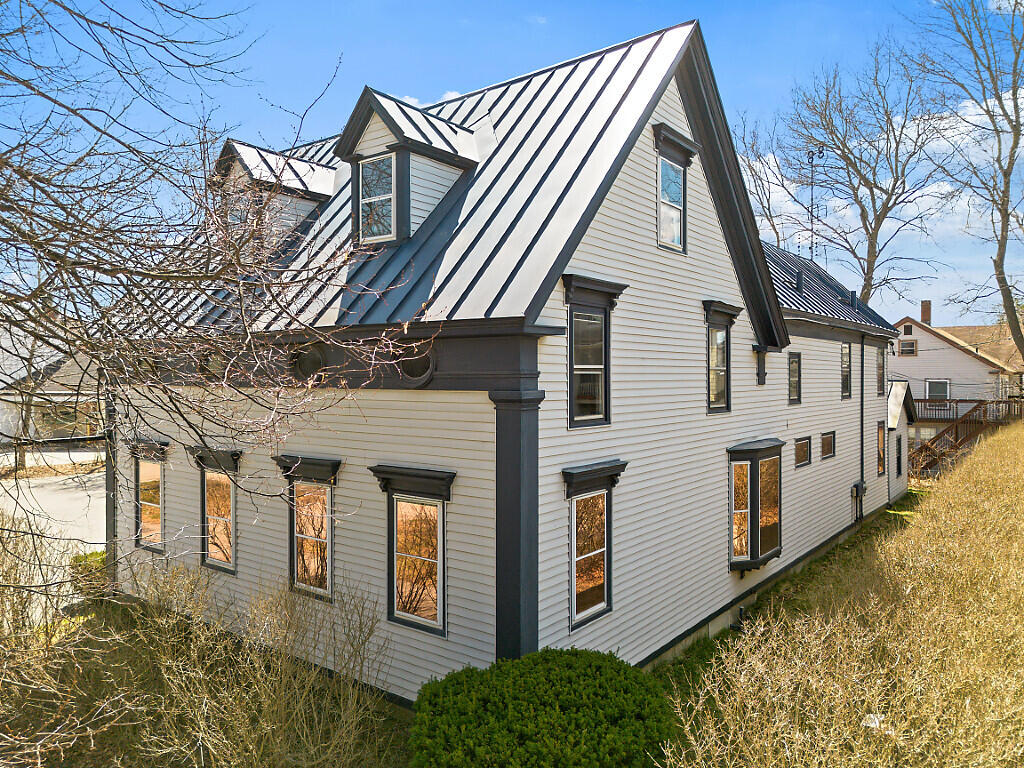 56 Winthrop Street Augusta ME 04330