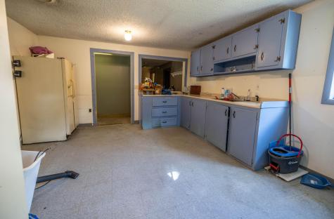 1186 Eastern Avenue Chelsea ME 04330