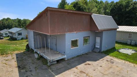 47 Bray Avenue Fairfield ME 04937