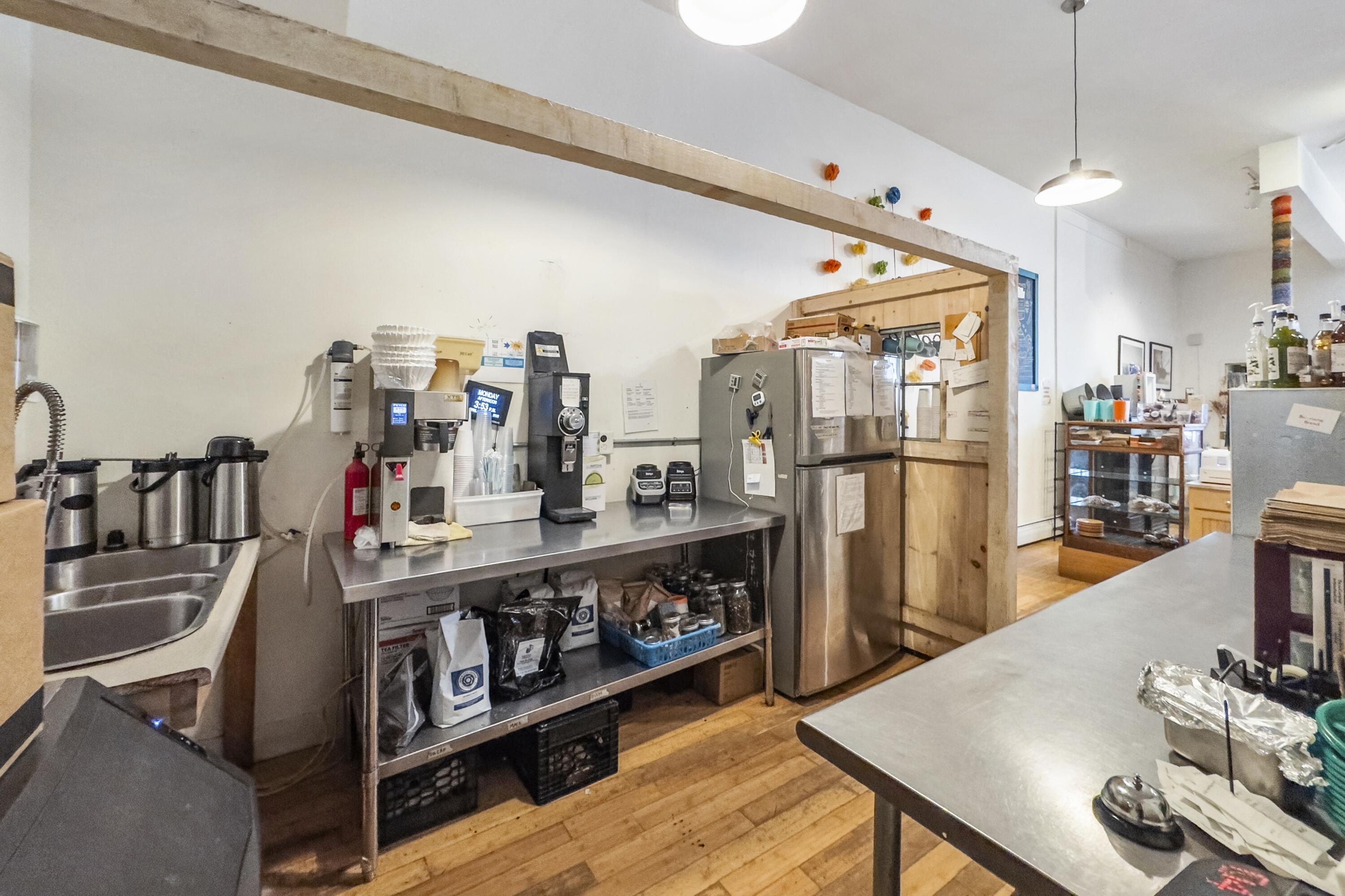 189 Main Street Thomaston ME 04861