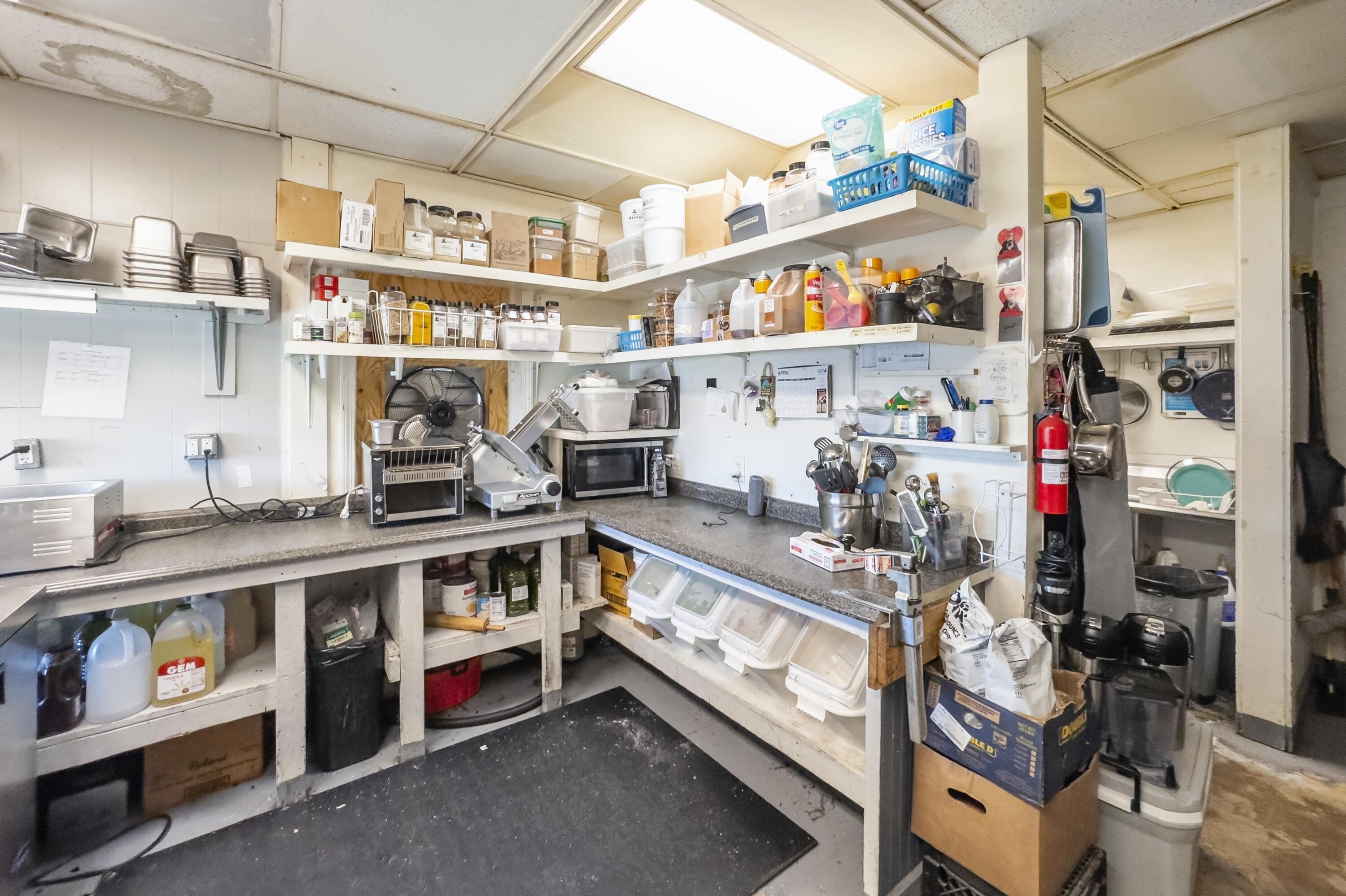 189 Main Street Thomaston ME 04861