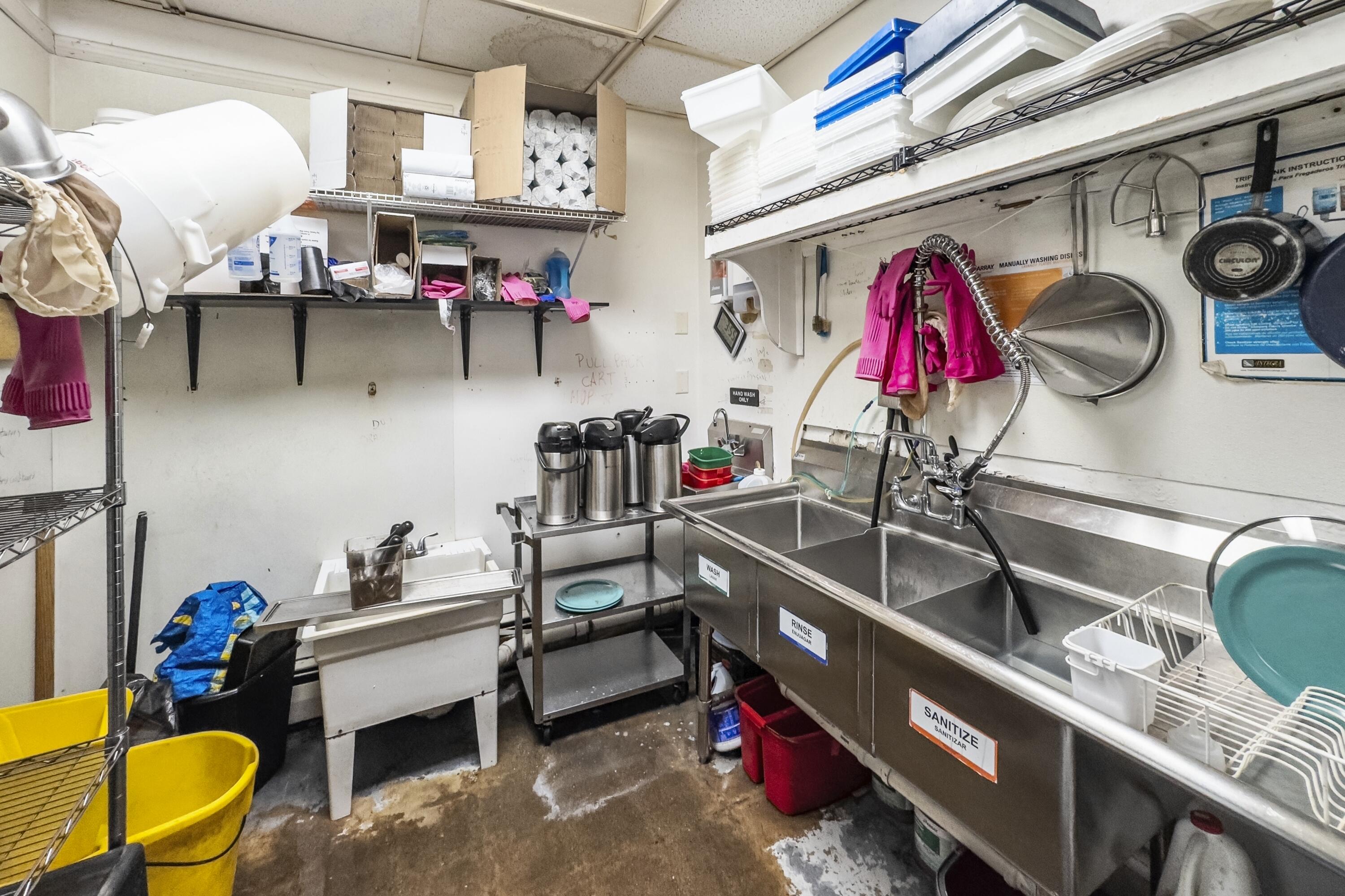 189 Main Street Thomaston ME 04861