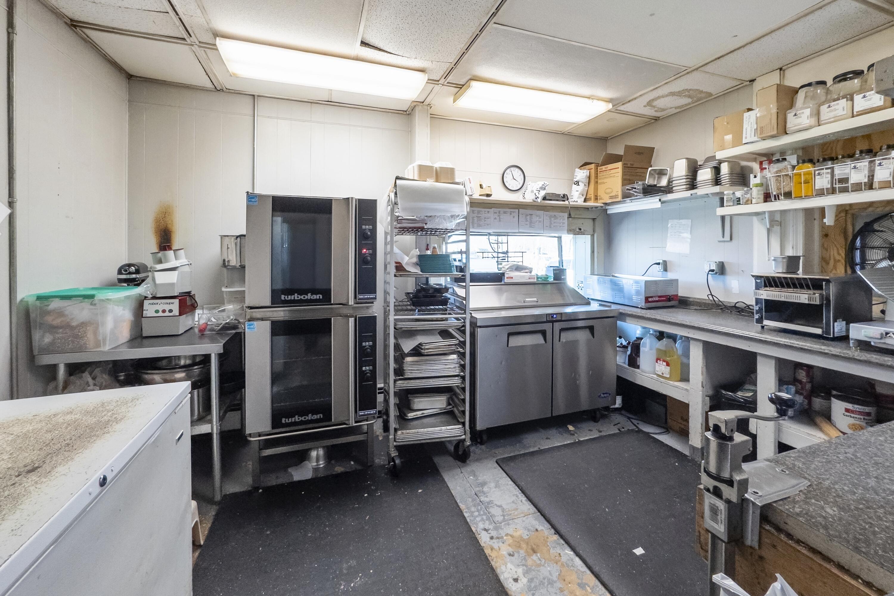 189 Main Street Thomaston ME 04861