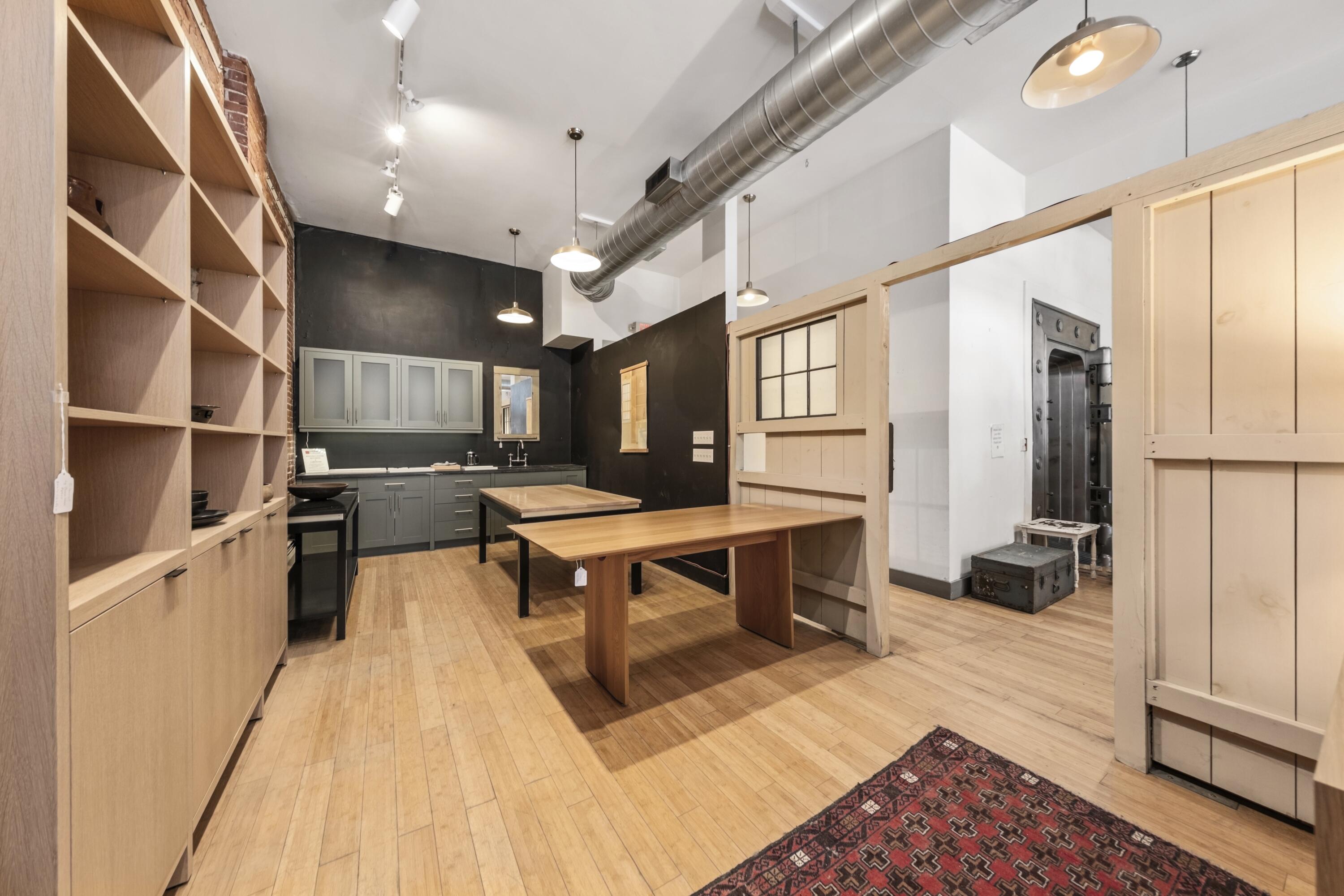 189 Main Street Thomaston ME 04861