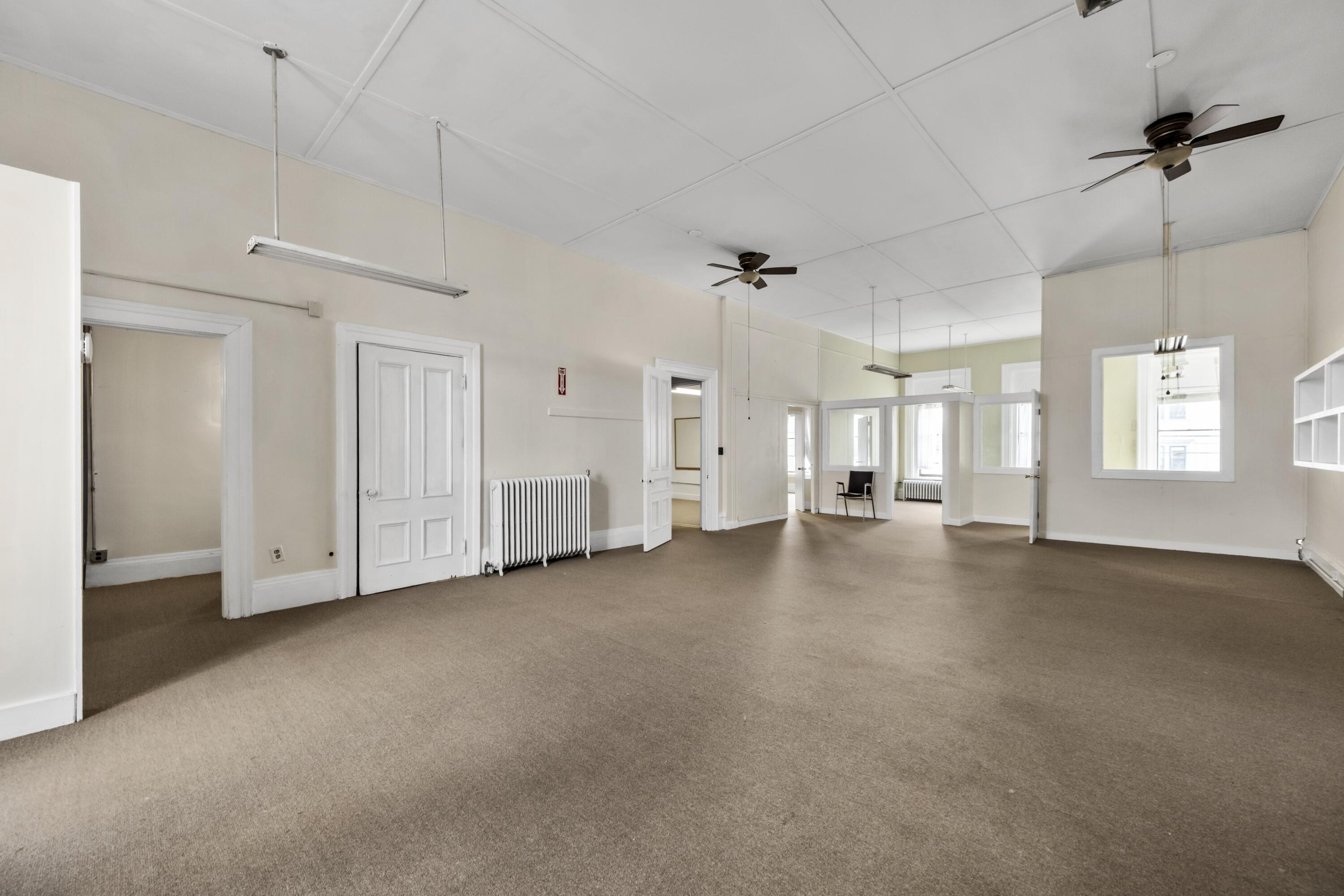 189 Main Street Thomaston ME 04861