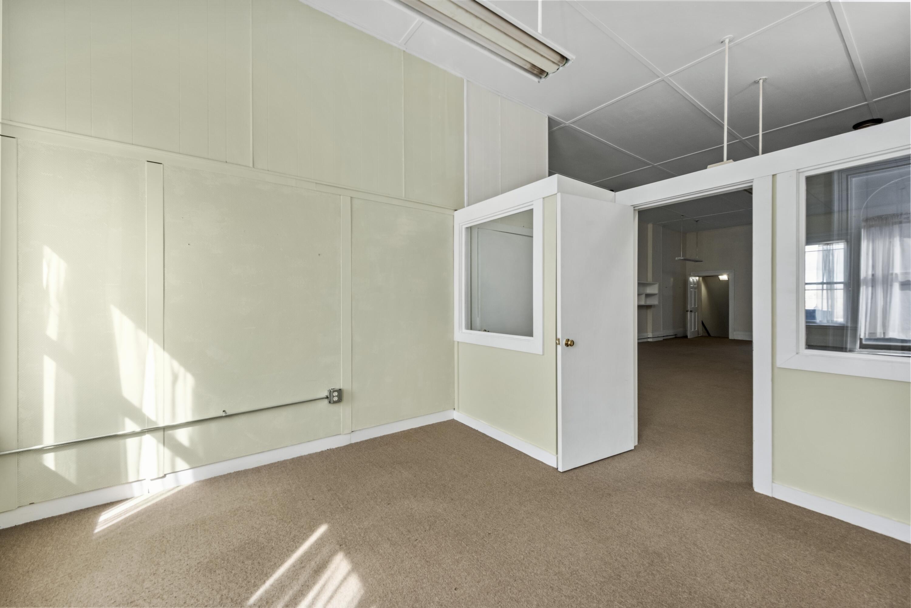 189 Main Street Thomaston ME 04861