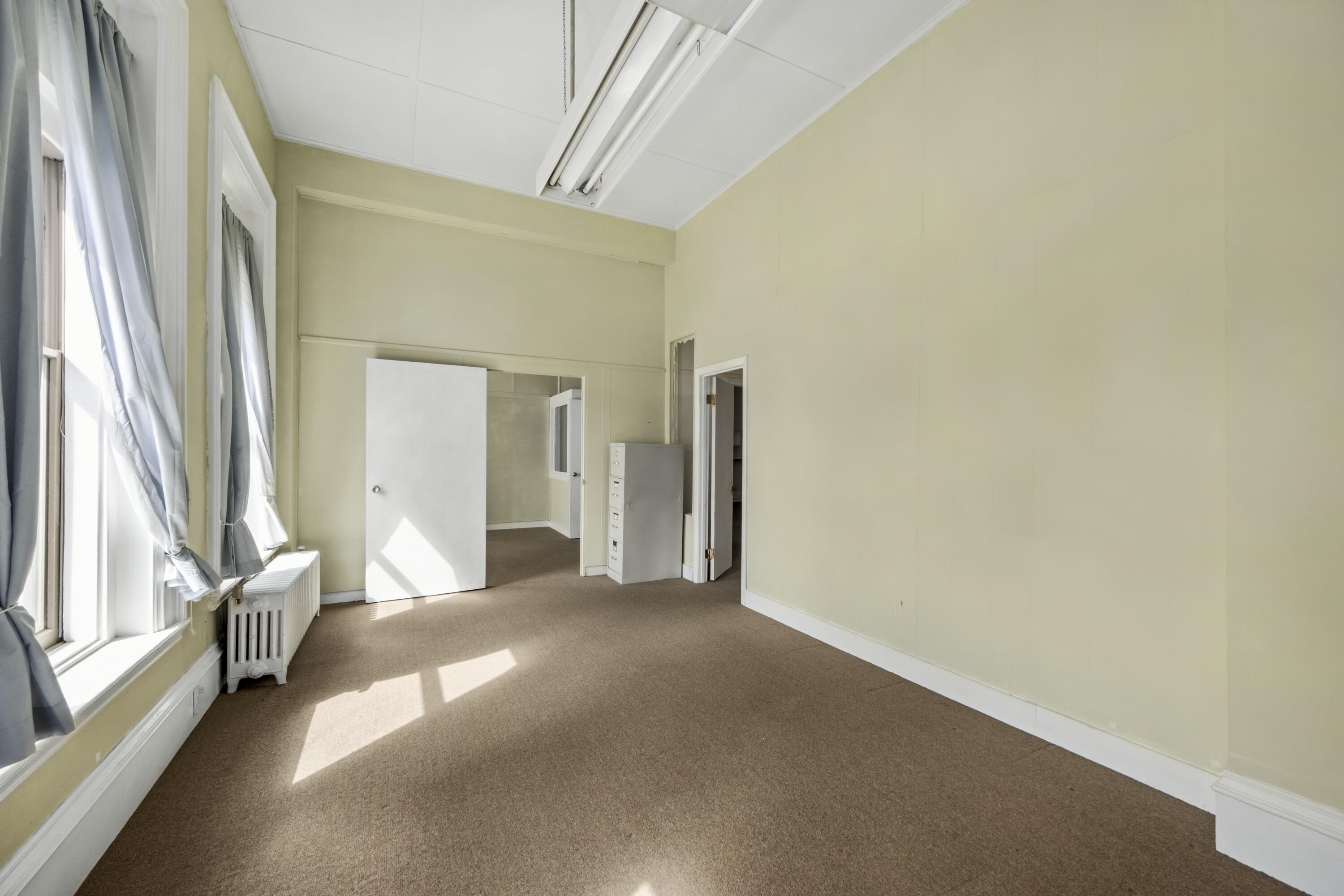 189 Main Street Thomaston ME 04861