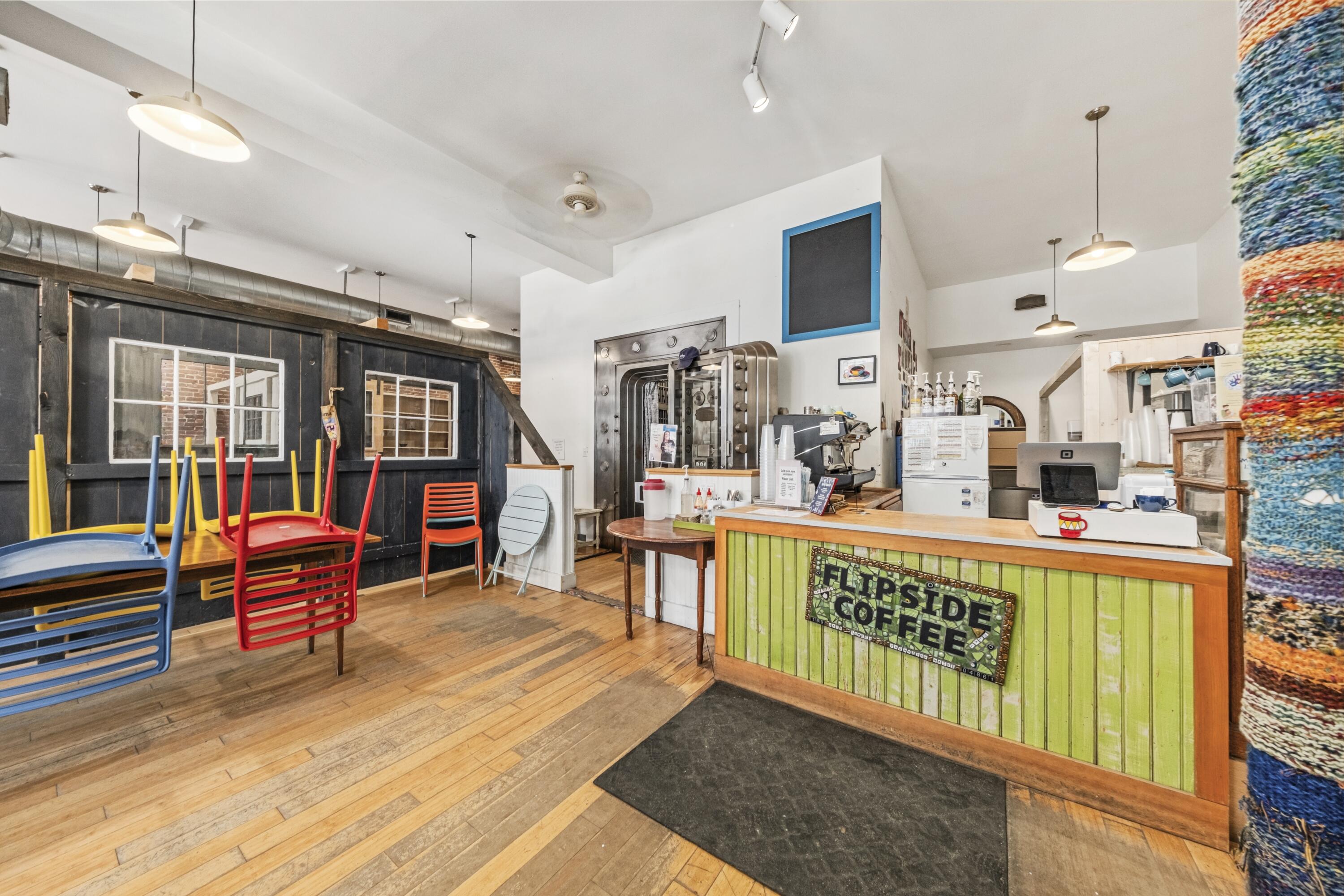 189 Main Street Thomaston ME 04861