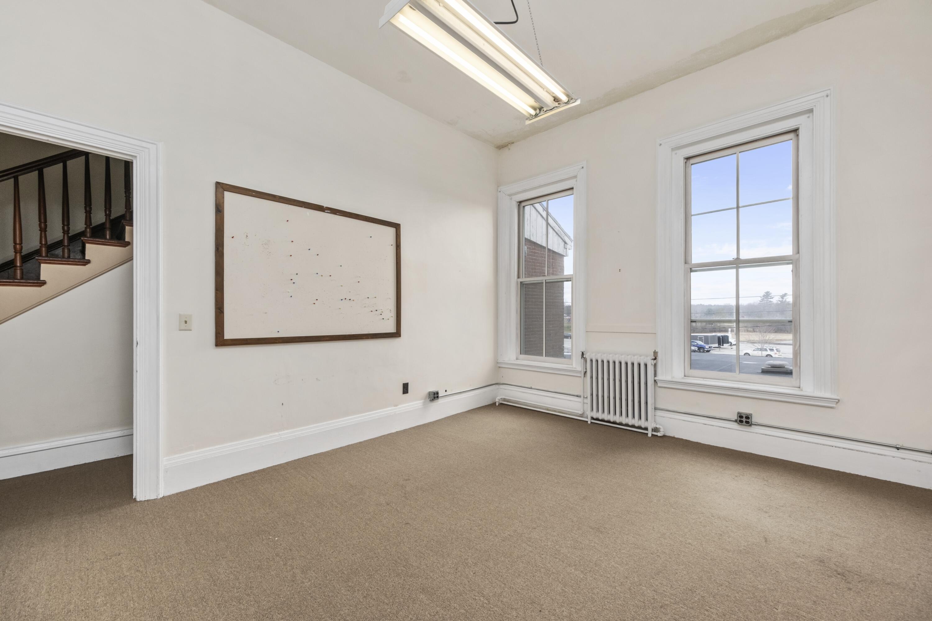 189 Main Street Thomaston ME 04861