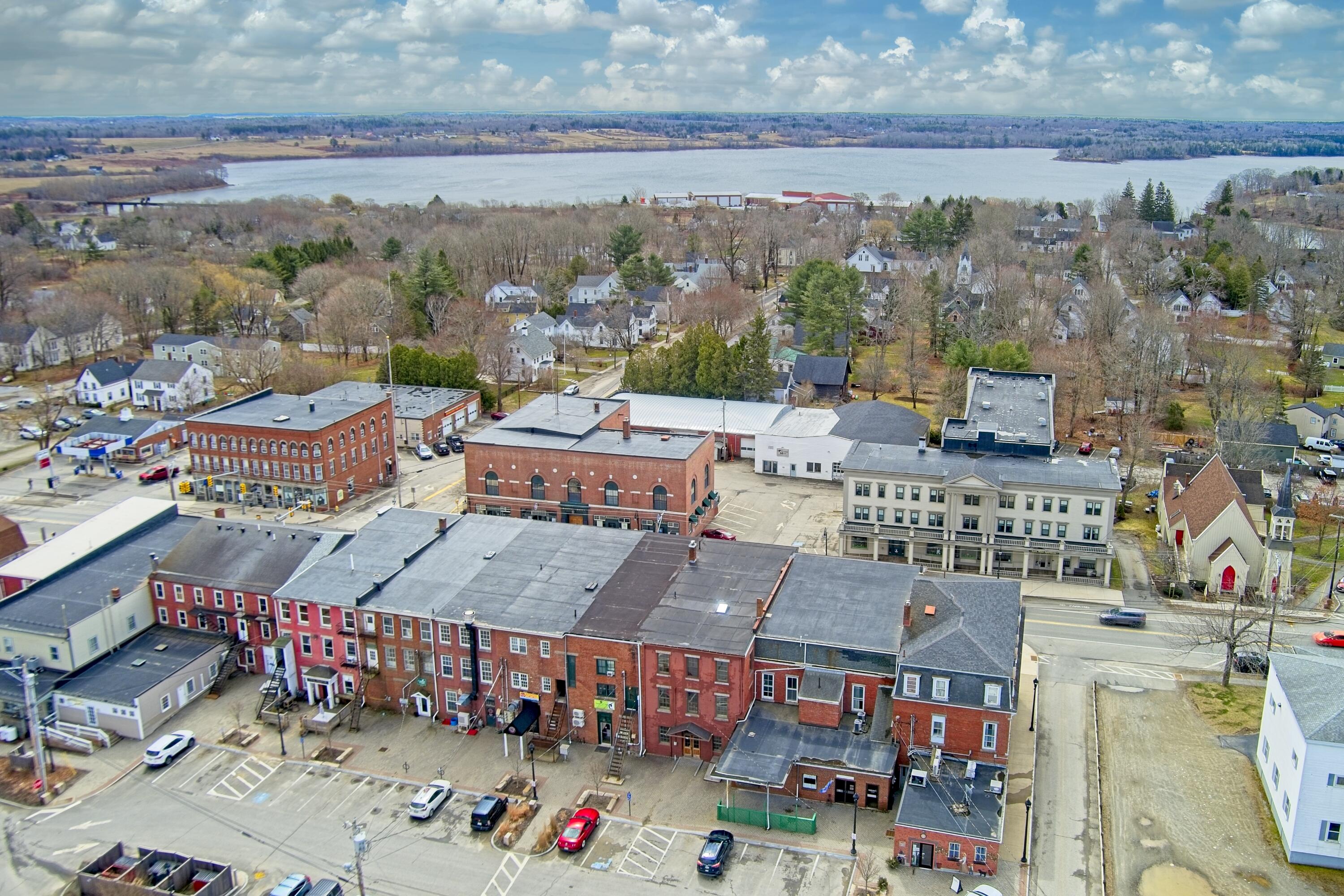 189 Main Street Thomaston ME 04861