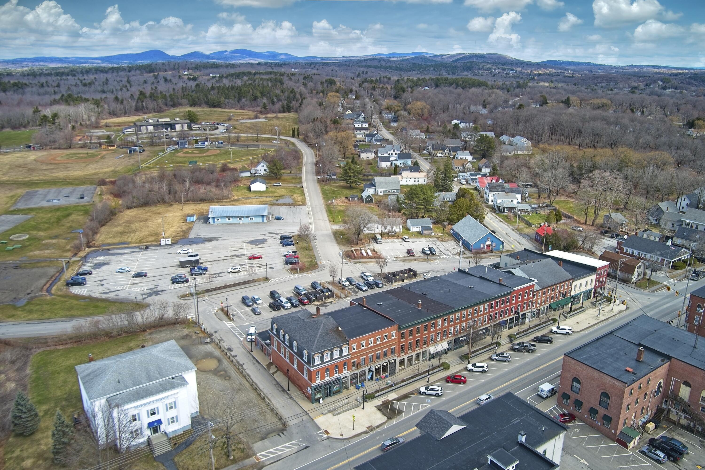 189 Main Street Thomaston ME 04861