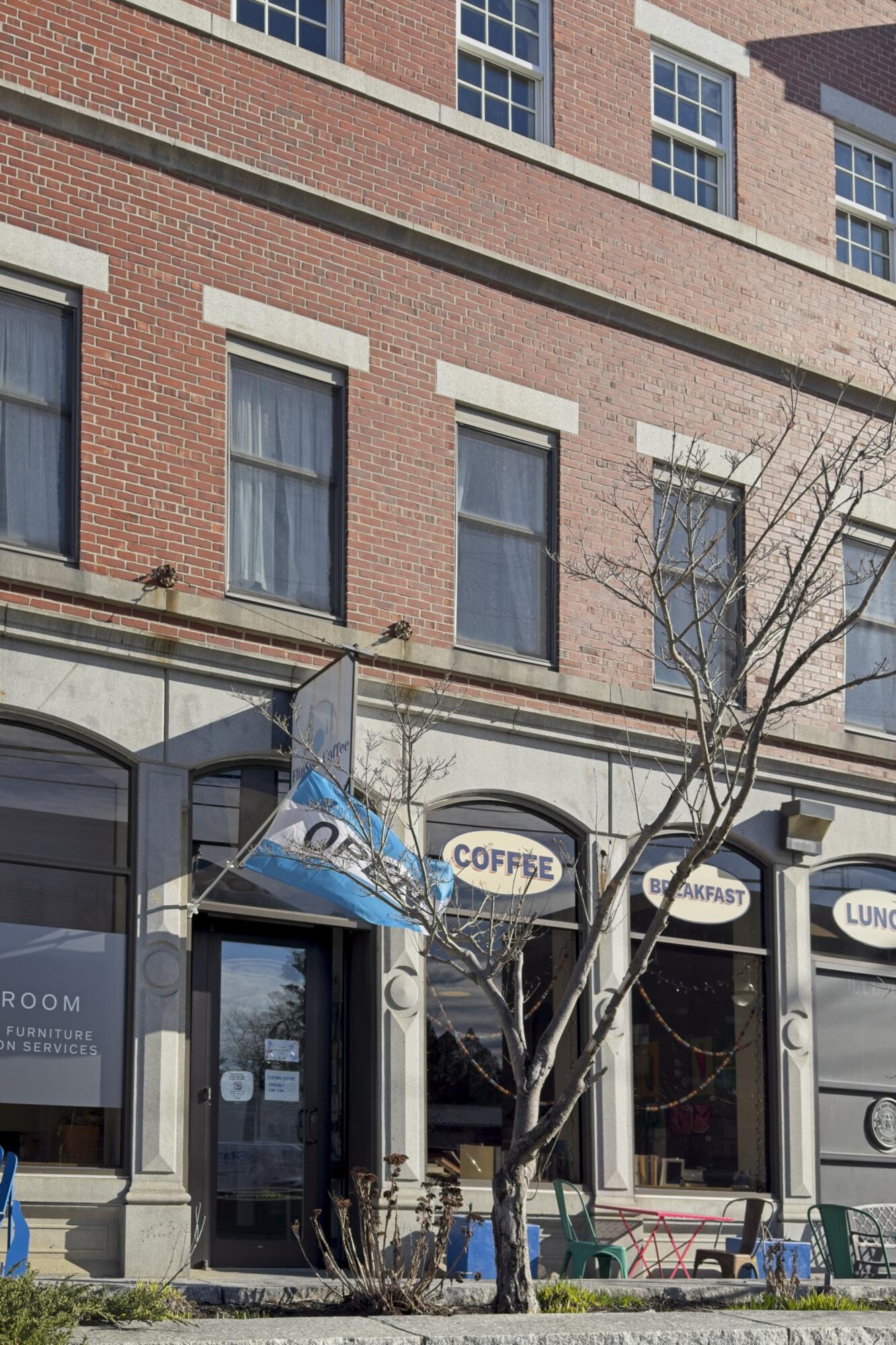 189 Main Street Thomaston ME 04861