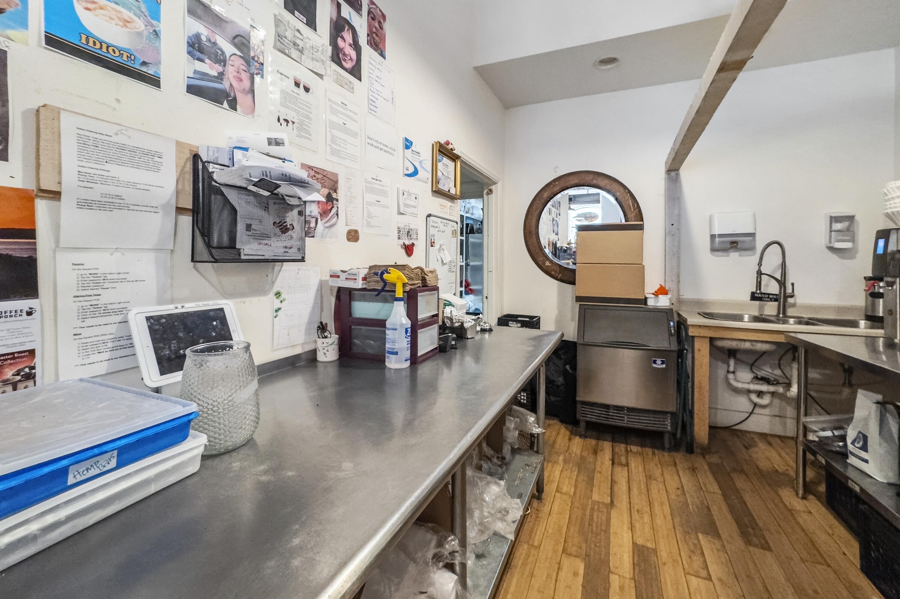 189 Main Street Thomaston ME 04861