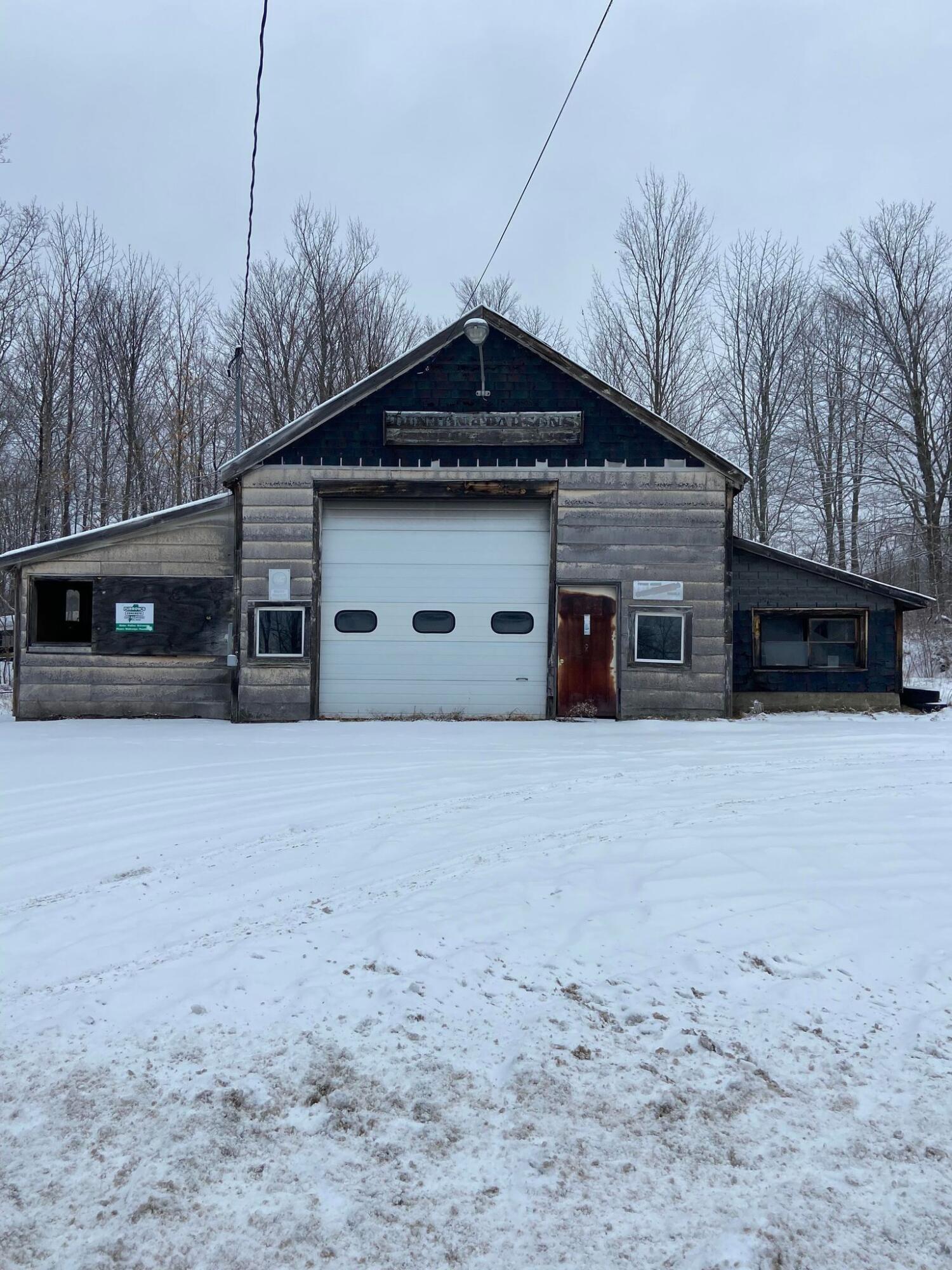 527 Moosehead Trail Dixmont ME 04932