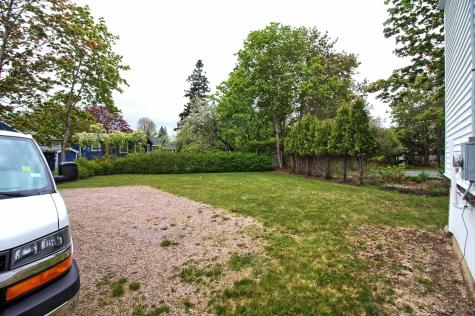 357 Main Street Winter Harbor ME 04693