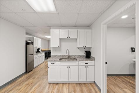 19 Bridge Street Kittery ME 03904